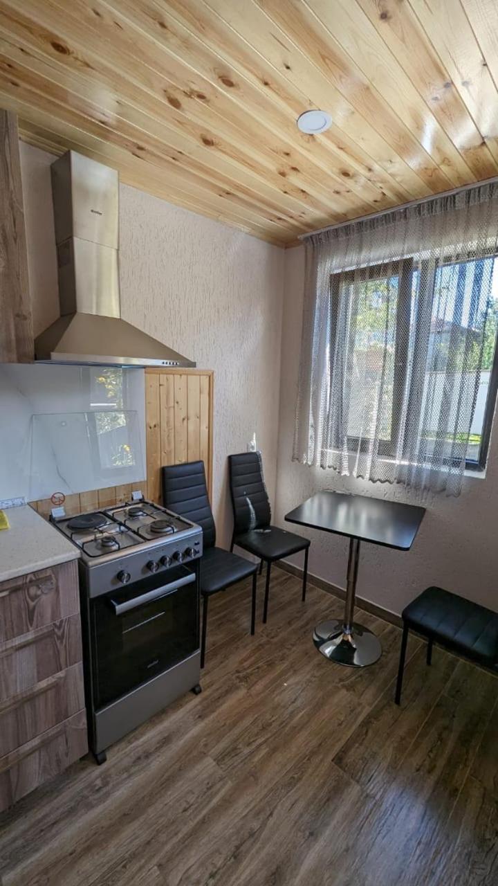 Taripiri Villa Ambrolauri Exterior foto